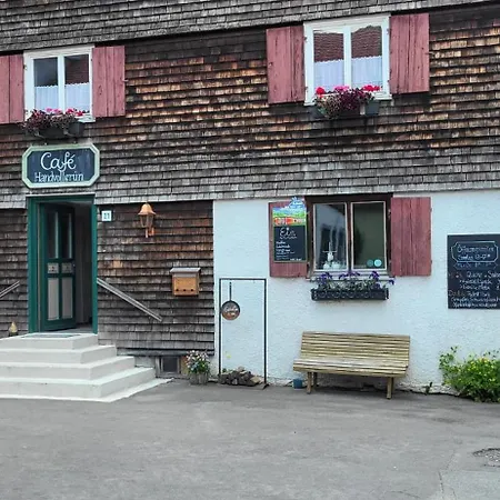 Bergchalet Mit Pool Und Sauna