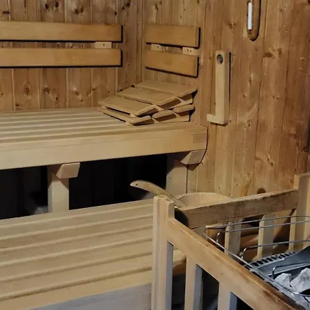 Apartment Bergchalet Mit Pool Und Sauna *
