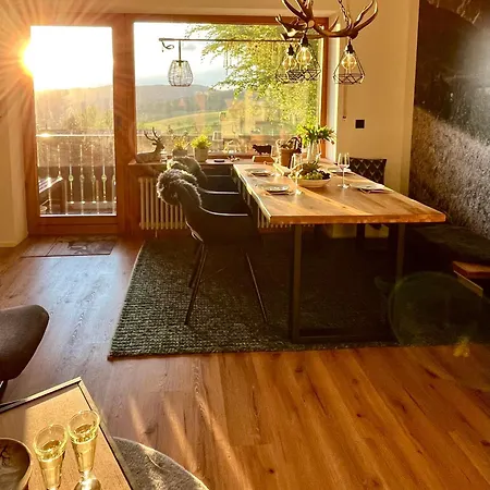 Bergchalet Mit Pool Und Sauna