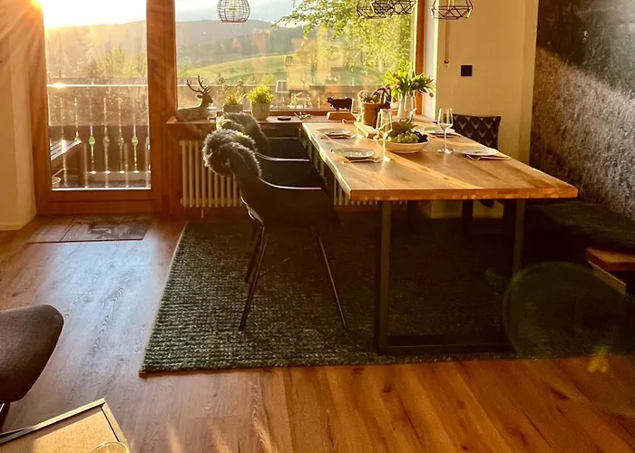 Bergchalet Mit Pool Und Sauna